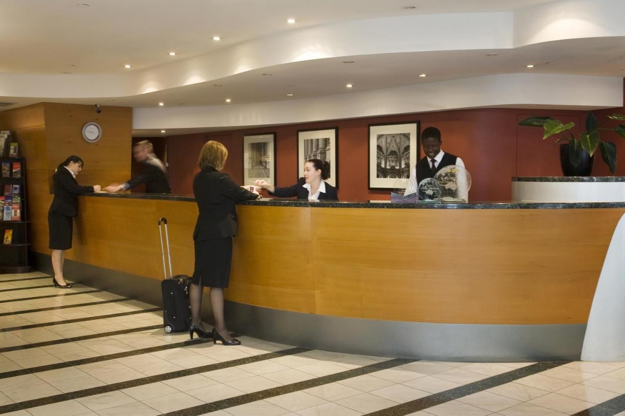Clarion Suites Gateway ملبورن المظهر الخارجي الصورة